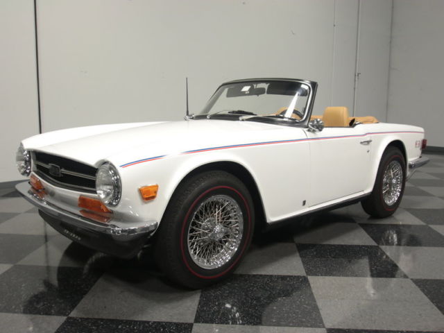 RESTORED TR6, STRONG 2.5L INLINE 6, 4-SPEED W/OVERDRIVE, TUBULAR INTAKE/DUALS!! 1972 Triumph TR-6