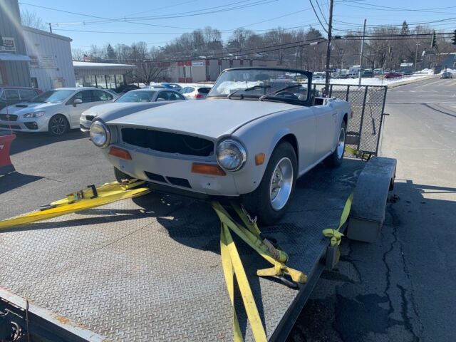 1974 Triumph TR-6 - photo 9