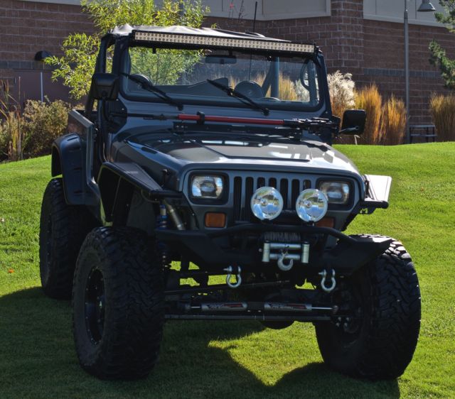 1990 Jeep Wrangler - photo 2