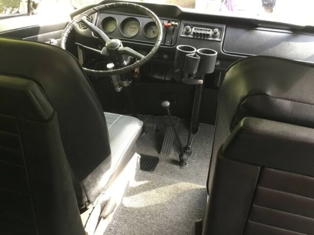 1969 Volkswagen Bus/Vanagon - photo 3