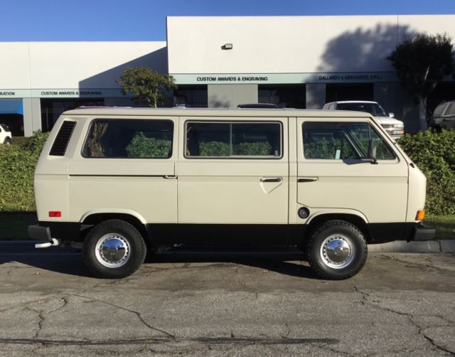 1981 Volkswagen Bus/Vanagon - photo 3
