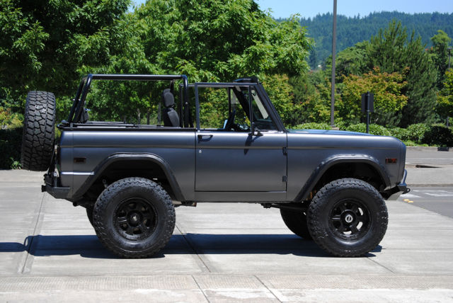 1971 Ford Bronco SUV - photo 6
