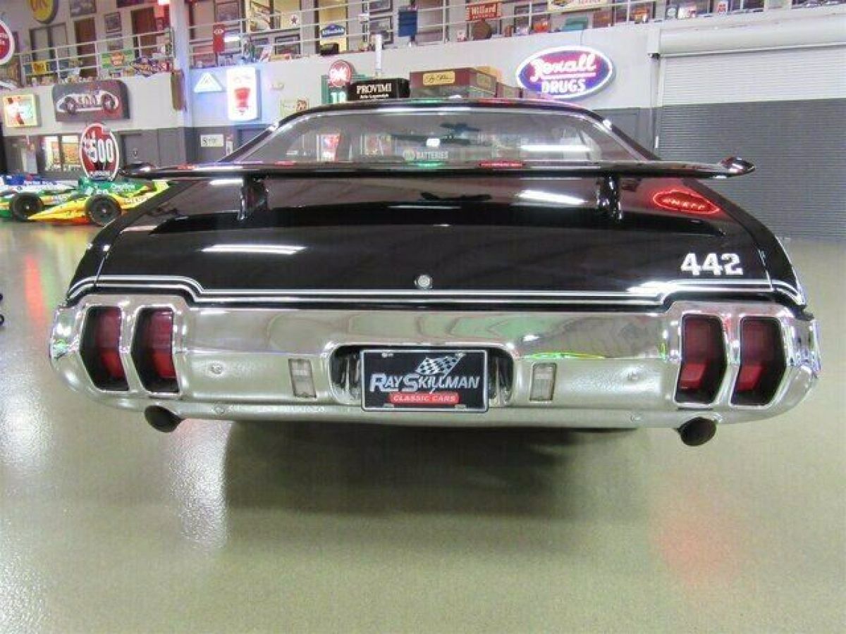 1970 Oldsmobile Cutlass 442 W-30 - photo 11