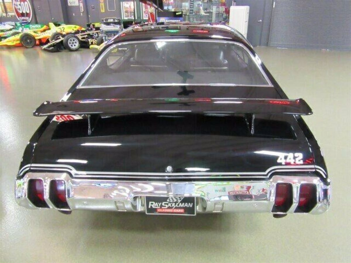 1970 Oldsmobile Cutlass 442 W-30 - photo 12