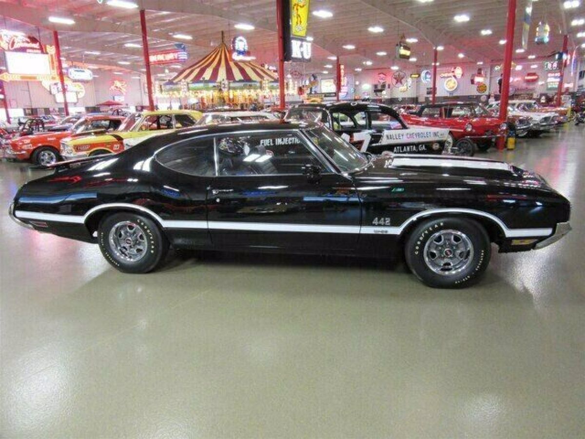 1970 Oldsmobile Cutlass 442 W-30 - photo 3