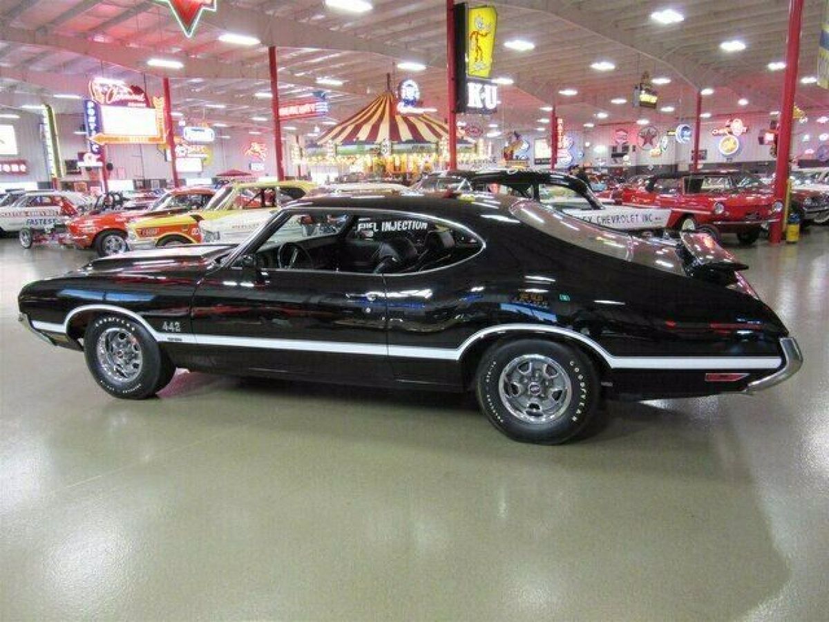 1970 Oldsmobile Cutlass 442 W-30 - photo 9