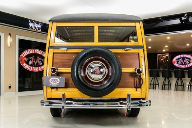 1947 Ford Super Deluxe Woody Wagon - photo 13