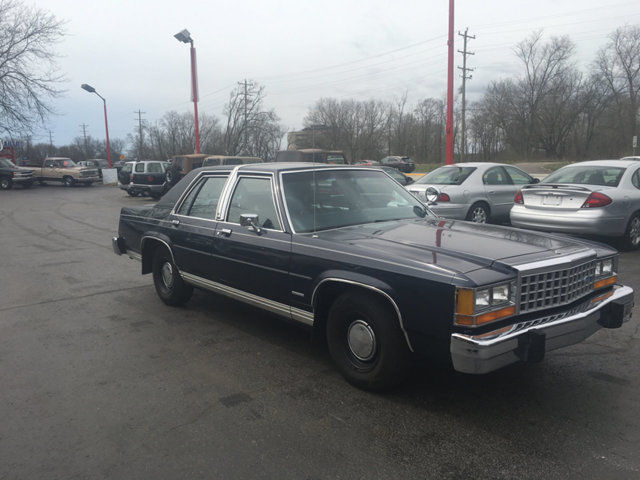 1983 Ford Crown Victoria Vinyl Top - photo 11