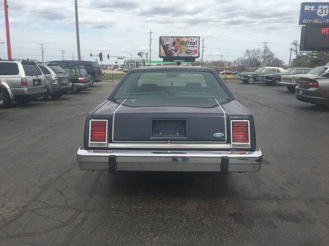 1983 Ford Crown Victoria Vinyl Top - photo 7