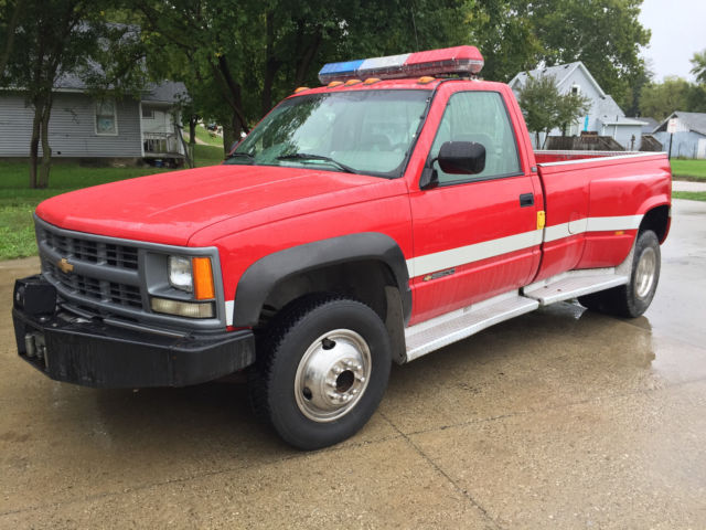 Retired Fire Truck, 1994 Chevy Cheyenne 3500 Dually 1-Ton, Winch, Siren, Lights 1994 Chevrolet C/K Pickup 3500 Cheyenne