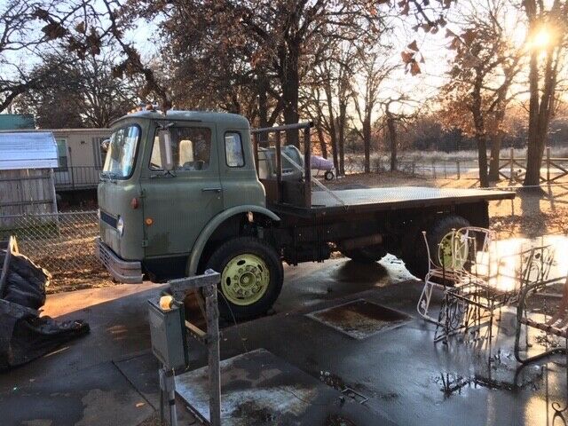 1971 International Harvester Cargostar Standard - photo 2