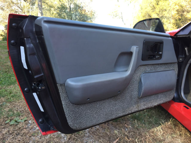 1988 Pontiac Fiero - photo 13