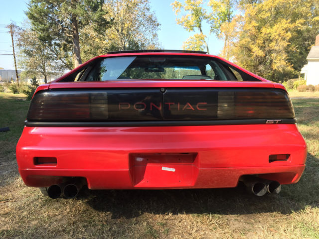 1988 Pontiac Fiero - photo 8