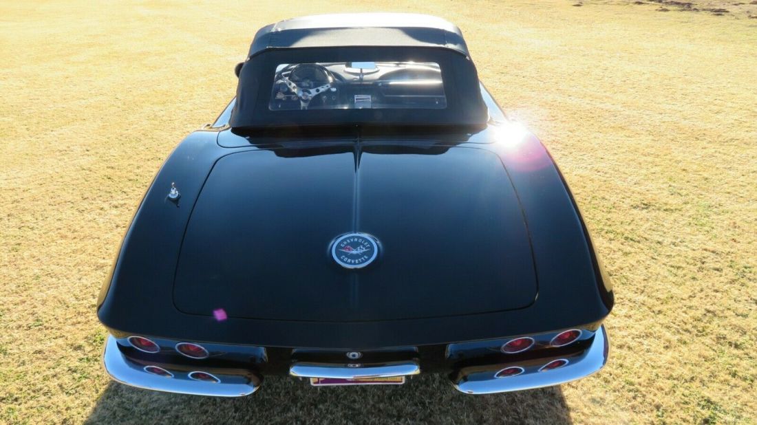 1962 Chevrolet Corvette Convertible - photo 5