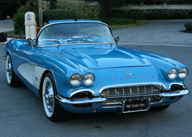 REVISED TWO TOP RESTORED -1961 Chevrolet Corvette RESTOMOD - 75K MILES 1961 Chevrolet Corvette CONVERTIBLE RESTOMOD - A/C - 75K MI