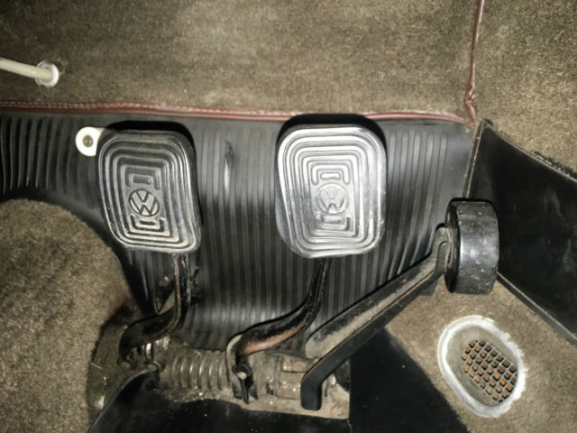 1954 Volkswagen Beetle - Classic CKD Mottled Ivory with blue piping - photo 12