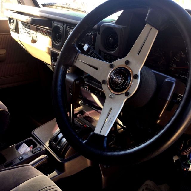 1980 Toyota Land Cruiser Prado - photo 2