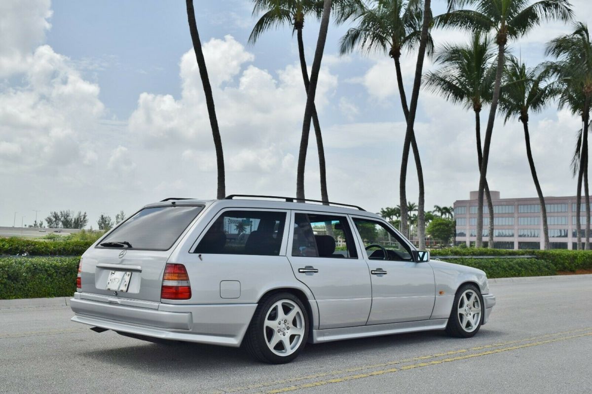 1994 Mercedes-Benz E-Class S124 Wagon - photo 6