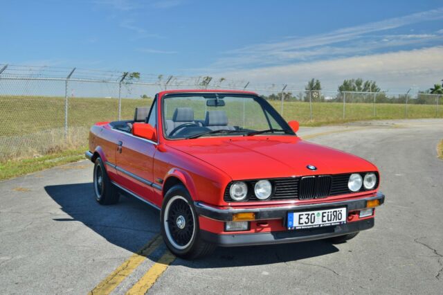 RHD Euro E30 - M20 Motor Just Serviced - Plaid Interior - Unmodified - Cabriolet 1989 BMW 3-Series E30 320i