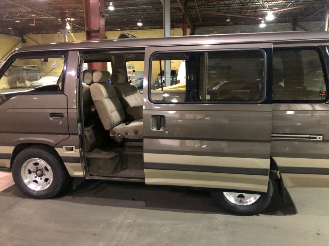 1993 Nissan Other - photo 5