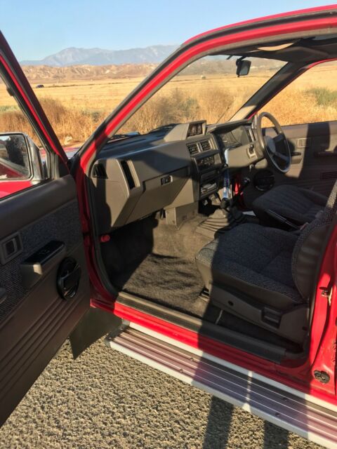 1980 Nissan Other Pickups - photo 11