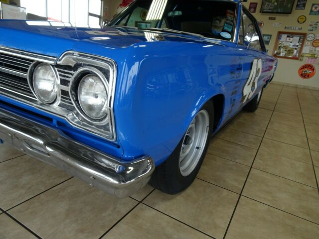 1967 Plymouth GTX Richard Petty Race Replica - photo 9