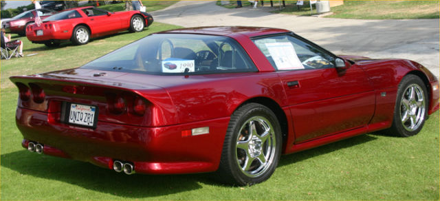 1990 Chevrolet Corvette ZR-1 - photo 2