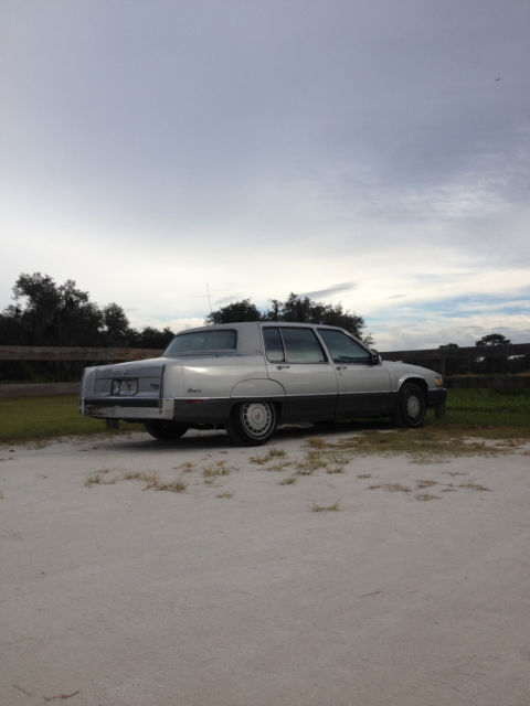 1989 Cadillac Fleetwood - photo 4