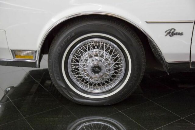 1984 Buick Riviera Coupe -- - photo 10