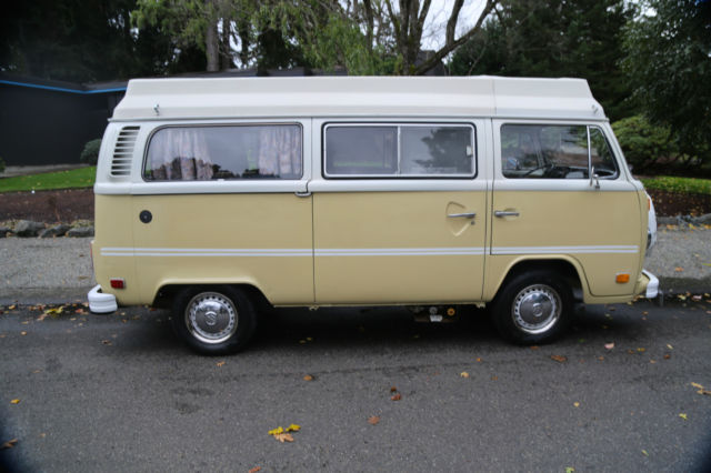 1975 Volkswagen Bus/Vanagon Riviera Camper - photo 2