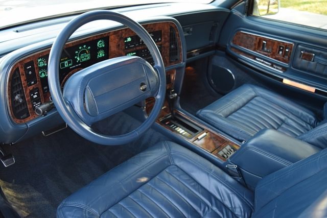 1992 Buick Riviera - photo 8