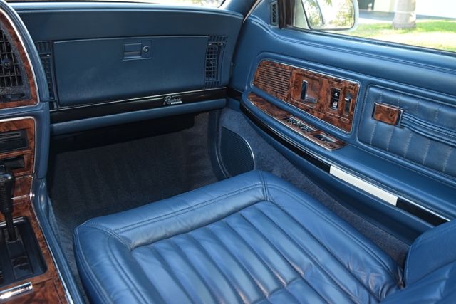 1992 Buick Riviera - photo 9