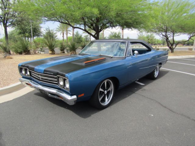 RM23 B5 Hardtop - 383 V8 - 727 - Spotless Interior - Modern wheels - Arizona car 1969 Plymouth Road Runner