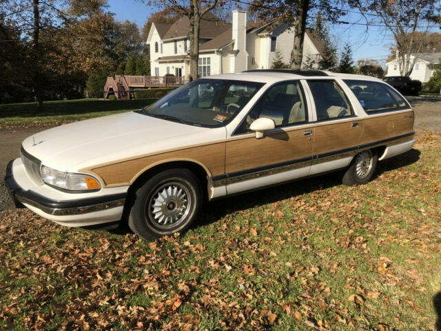 Roadmaster Estate Wagon 41K orig miles - 8 pass LOADED 305 V8 1 owner 1991 Buick Roadmaster Prestige Option Package SE