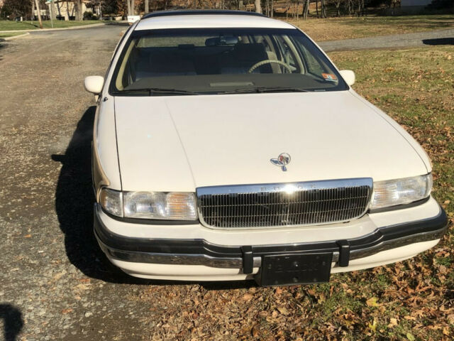 1991 Buick Roadmaster Prestige Option Package SE - photo 3