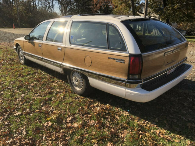 1991 Buick Roadmaster Prestige Option Package SE - photo 4
