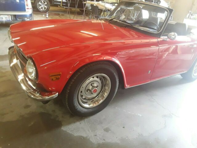 Roadster Frame off restoration. Quality Car original engine 1973 Triumph TR-6