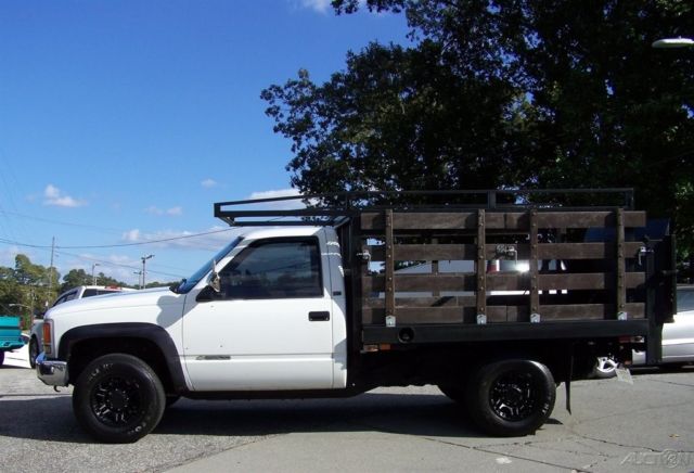1988 Chevrolet C/K Pickup 3500 1-OWNER 54K 4X4 1-TON STAKE FLAT BED TOMMY LIFT - photo 5