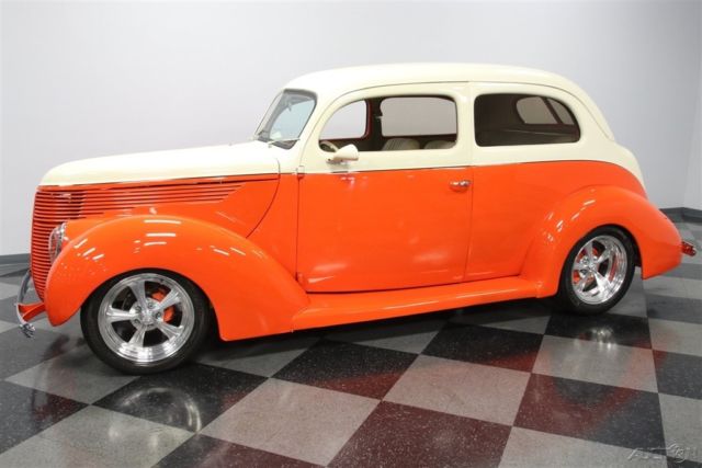 1938 Ford Sedan Streetrod - photo 3