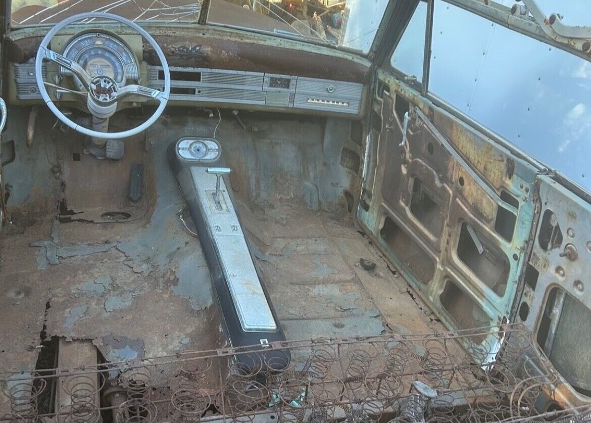 1950 Chrysler Windsor - photo 2