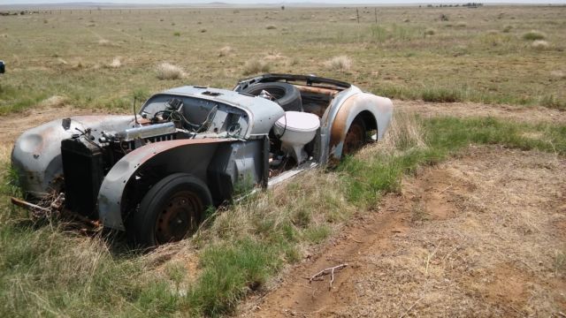 Rolling Chassis trans, engine, wheels and misc parts 1959 Triumph TR3