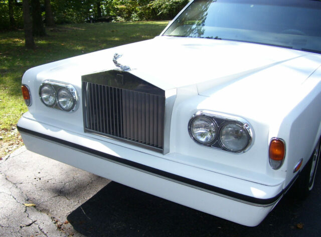 1976 Rolls-Royce Silver Shadow - photo 2