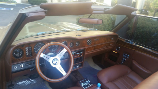 1976 Rolls-Royce Corniche - photo 4