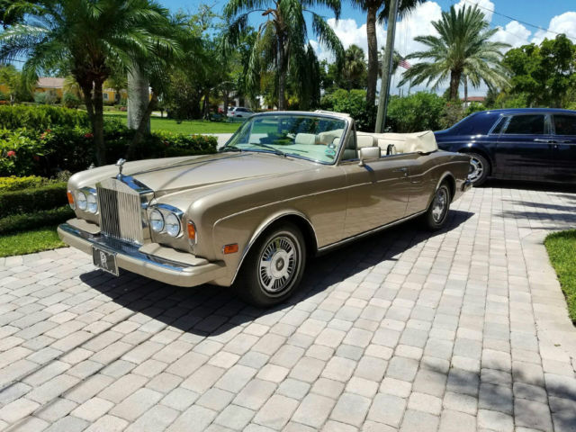 1982 Rolls-Royce Corniche - photo 11