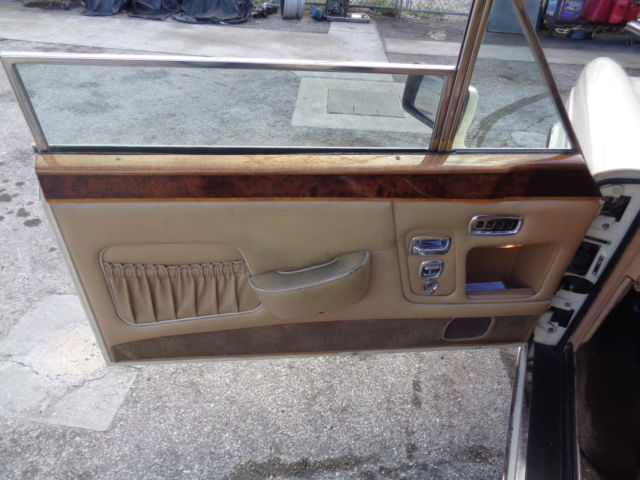 1965 Rolls-Royce Corniche - photo 13