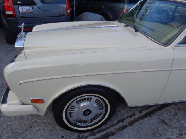1965 Rolls-Royce Corniche - photo 2
