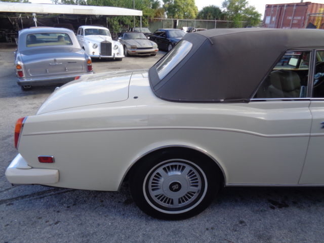 1965 Rolls-Royce Corniche - photo 8