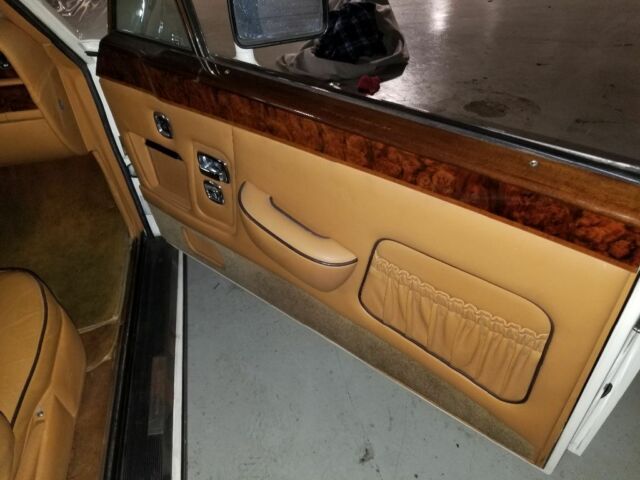 1987 Rolls-Royce Corniche - photo 7