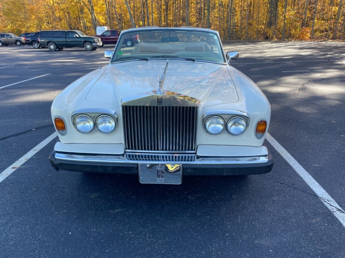 1984 Rolls-Royce Corniche - photo 2