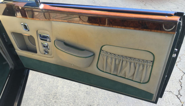 1976 Rolls-Royce Corniche convertible - photo 6